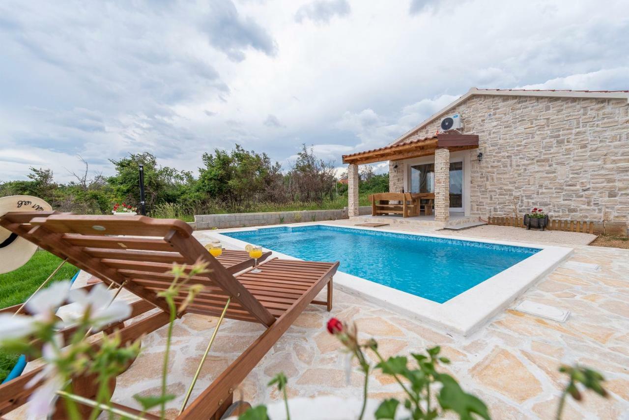 Holiday home Holiday Katina *